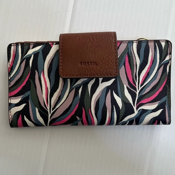 Fossil Emma RFID Tab Clutch Wallet - Picture 11 of 11
